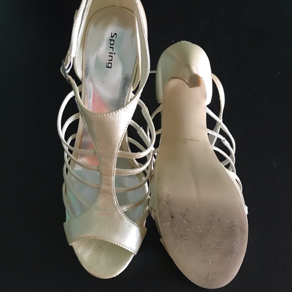 Pearl Strappy Heals - Picture 3 of 4